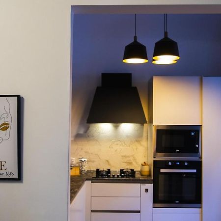 Le Maioliche Apartment Palermo Bagian luar foto