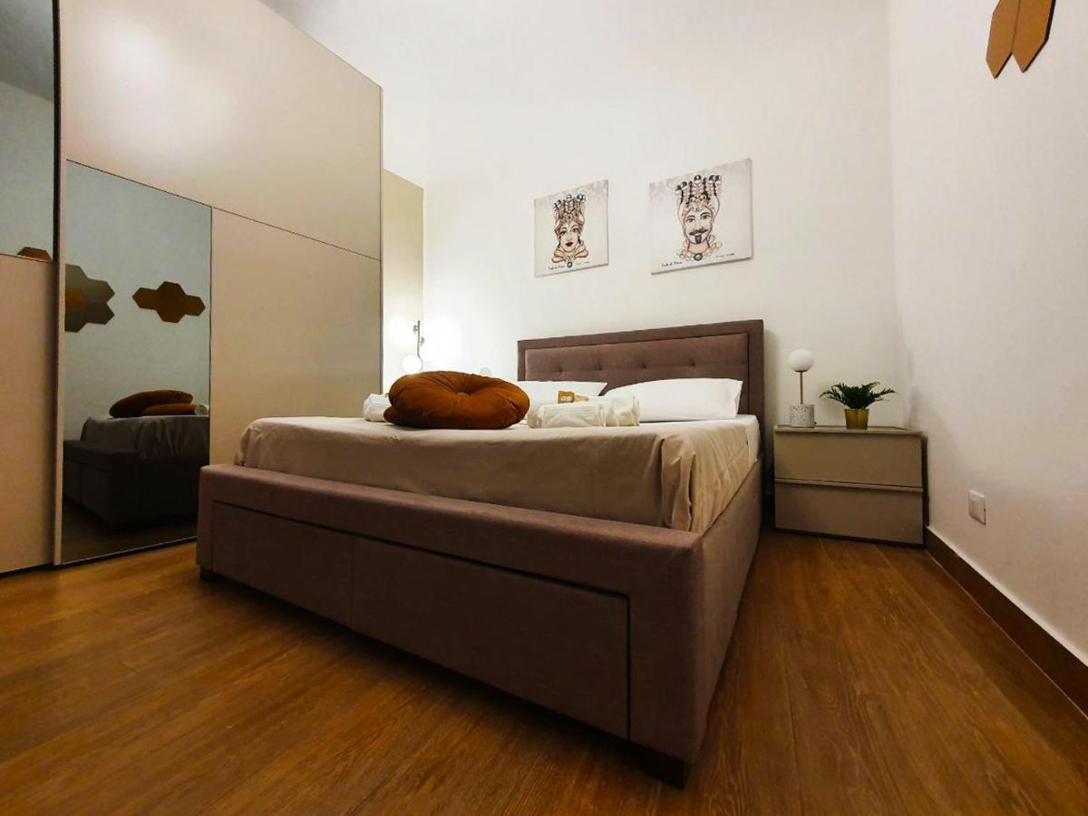 Le Maioliche Apartment Palermo Bagian luar foto